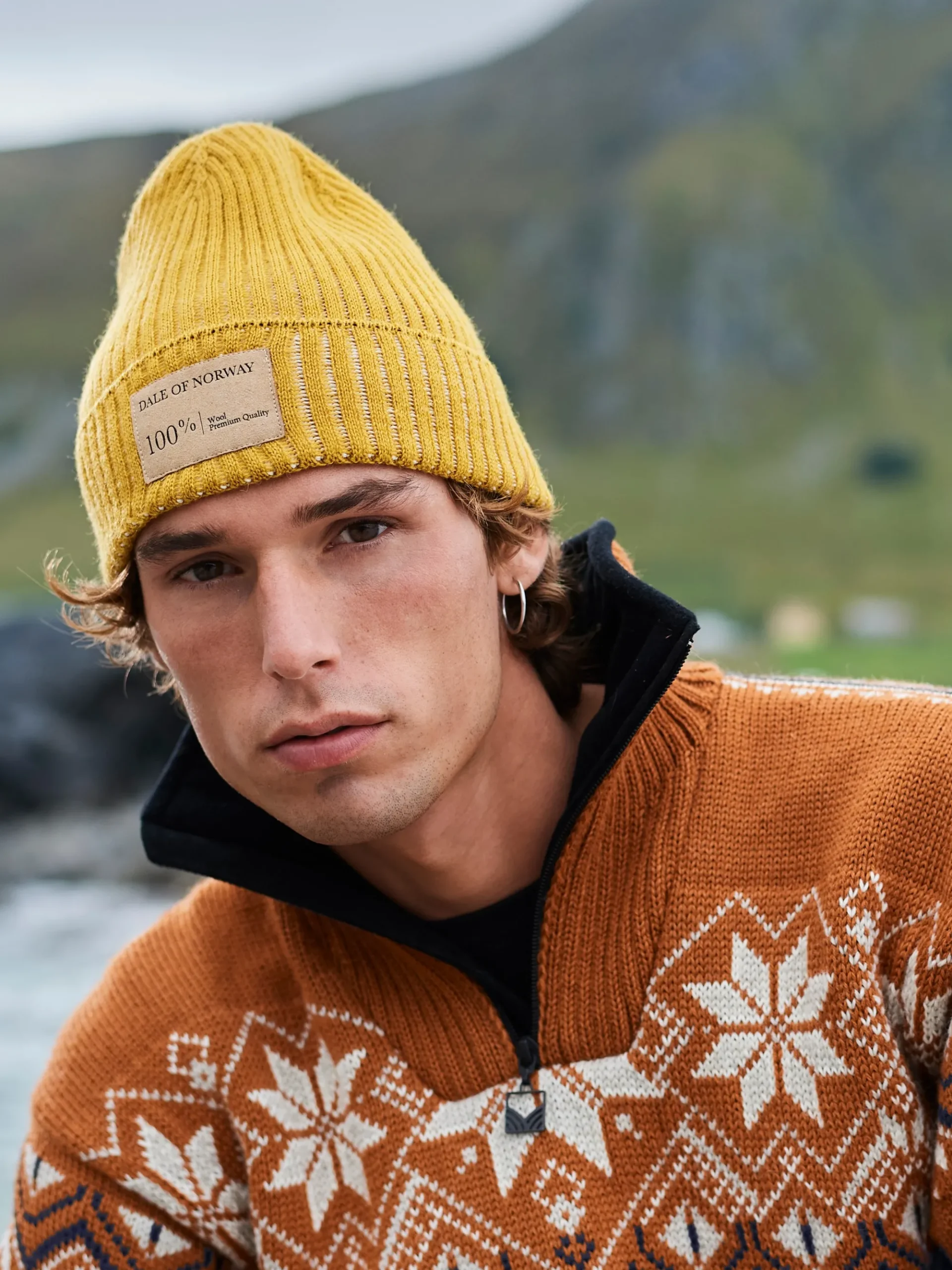 Dale of Norway Luer-Alvoy Lue Norsk Ull Mork Gul